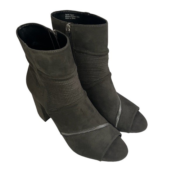 Daya By Zendaya Shoes - Daya by Zendaya Klare Gray Peep Toe Heeled Bootie